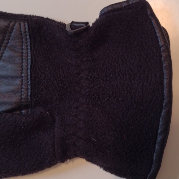 Columbia Black Fleece Winter Gloves size Small - Picture 9 of 16